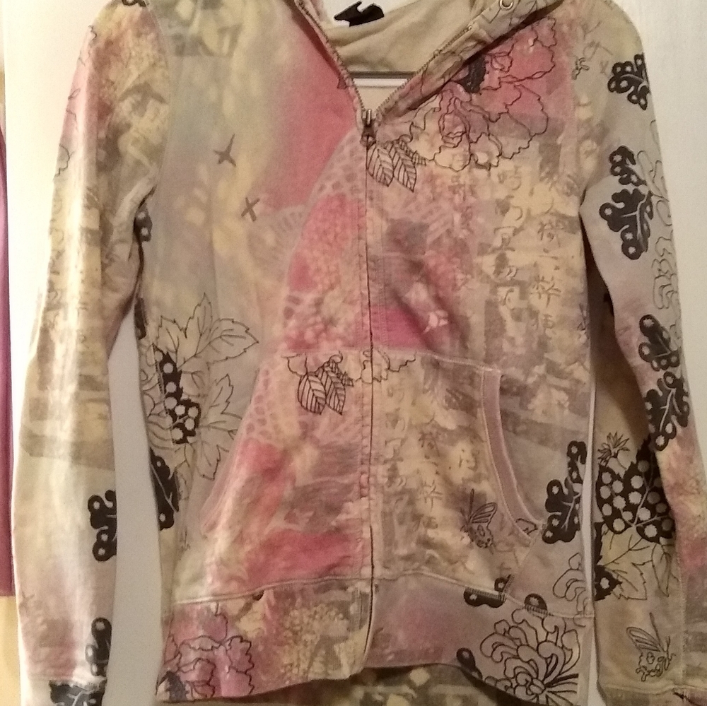 Lucky Brand sweatshirt
